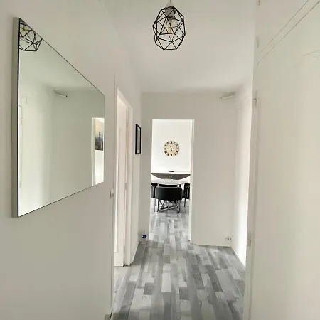 Paisible Et Bien Situe - Proche Aeroport D'orly Et Tramway Pour Paris Apartment *